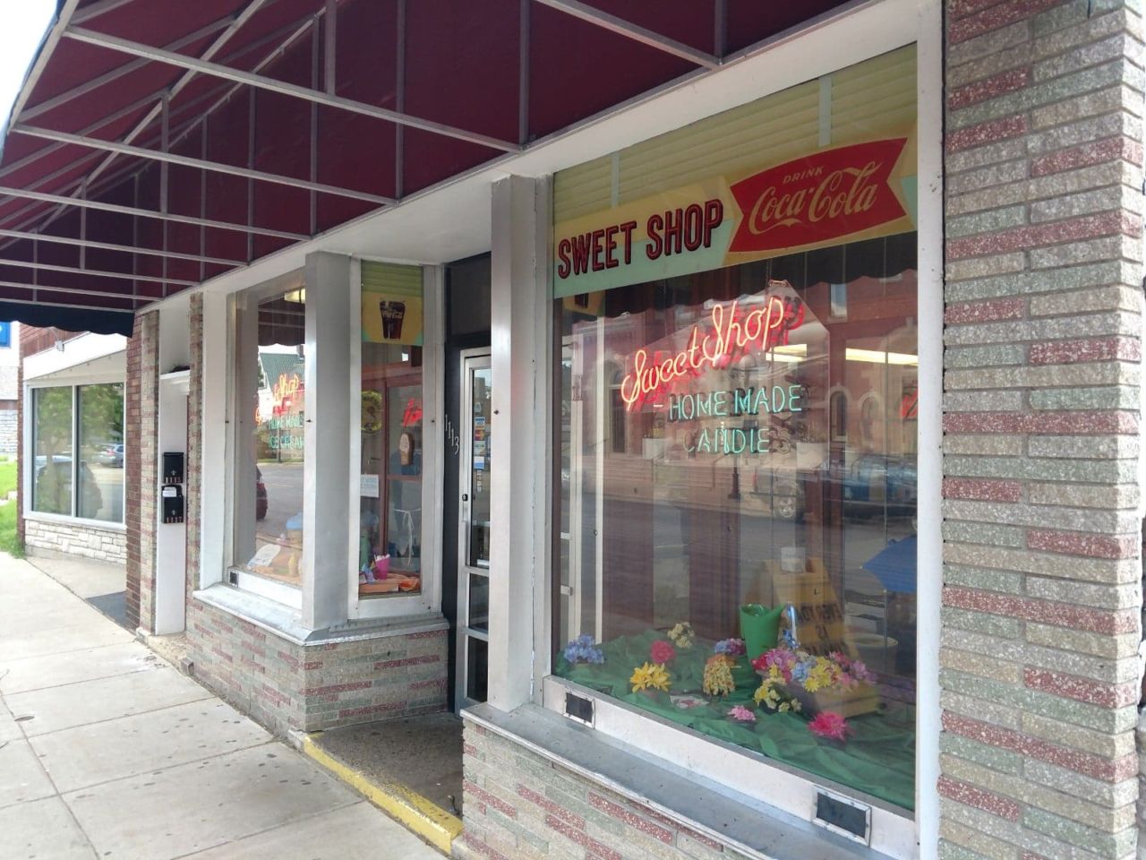 May 27, 1921: Sweet Shop in La Crosse celebrates 100 years - WIZM 92 ...