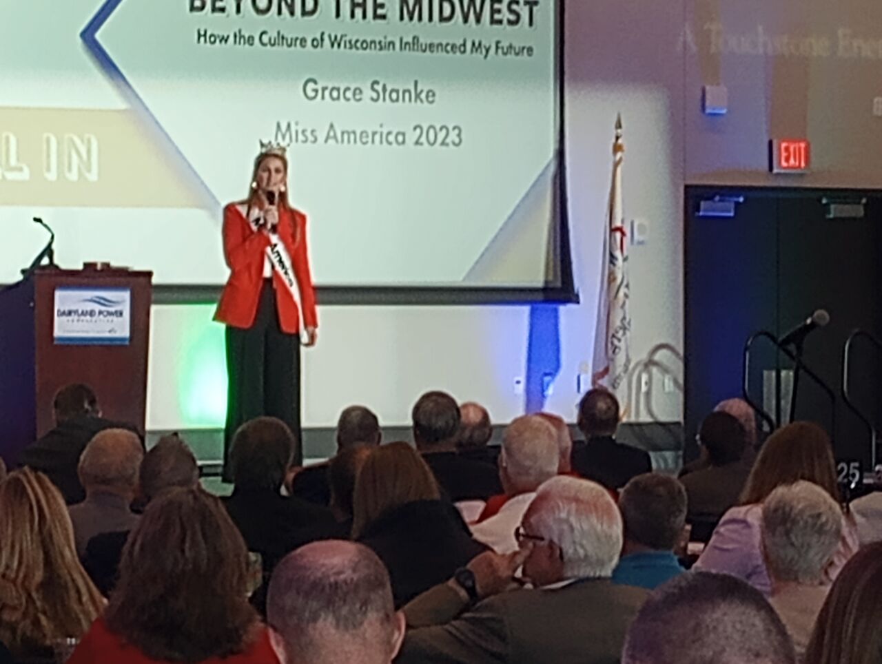 Miss America Talks Nuclear Power At Annual Meeting For Dairyland In La ...