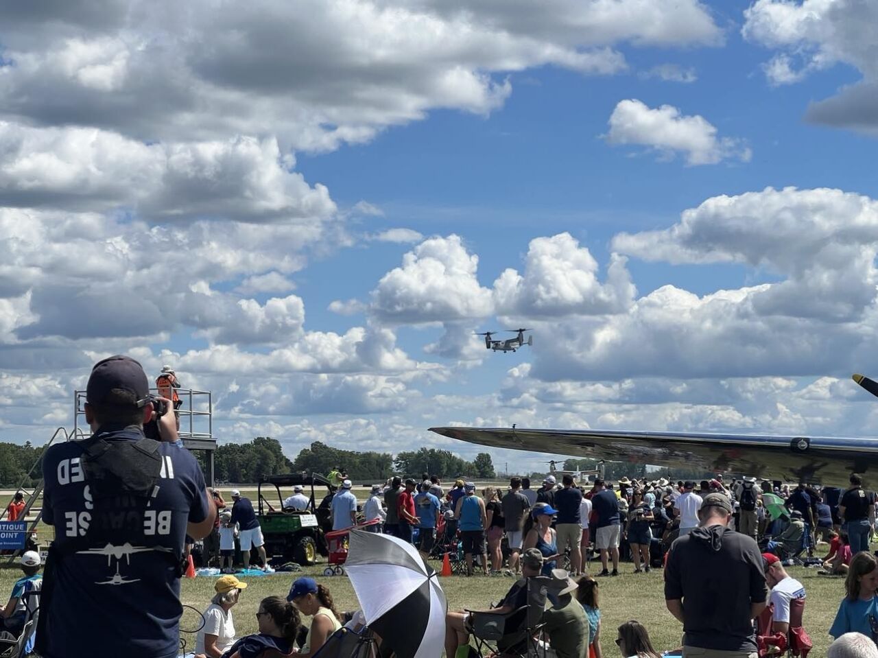 Four Killed In Two Crashes At EAA Airshow In Oshkosh, Including Super ...